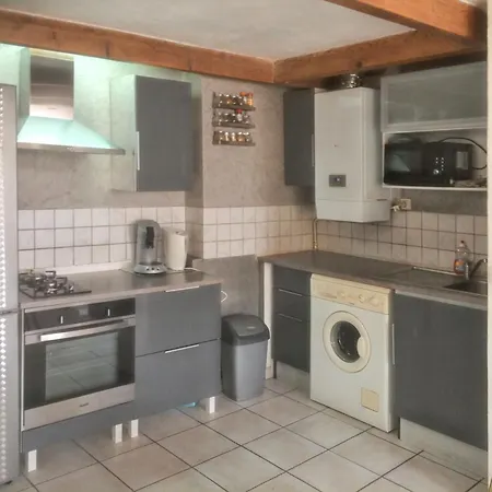 A / 50 M² / Vue Sur La Nice