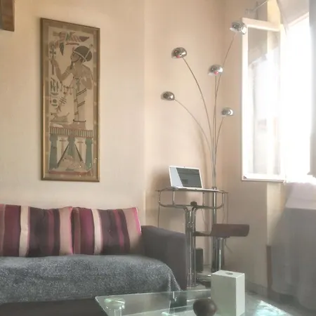 Appartement Charmant A Nice / 50 M² / Vue Sur La Ville *