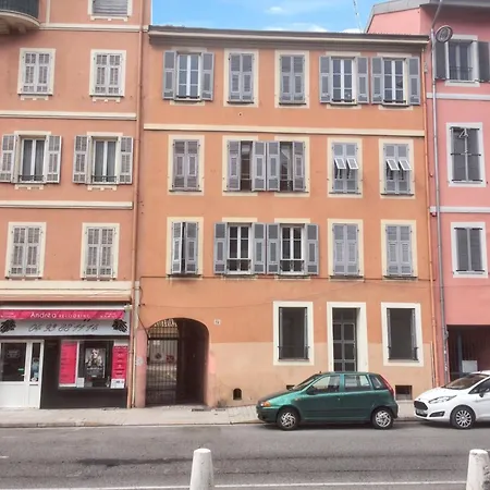 Appartement Charmant A Nice / 50 M² / Vue Sur La Ville *