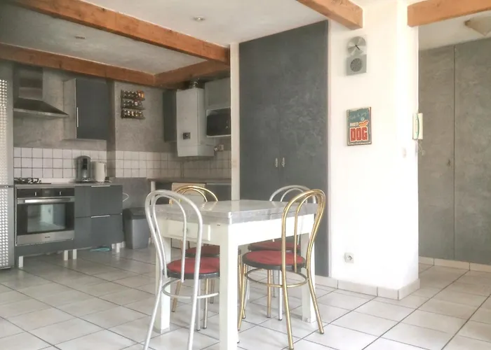 Daire A / 50 M² / Vue Sur La